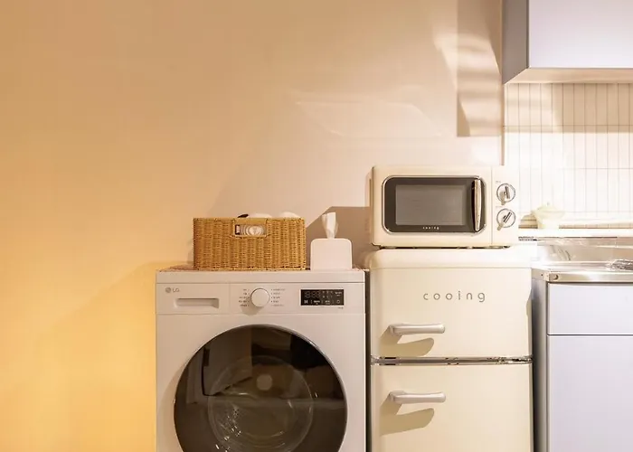 Apartment 3 Queens Hongdae,myeongdong,arex,seoul Trip,cozy Seoul