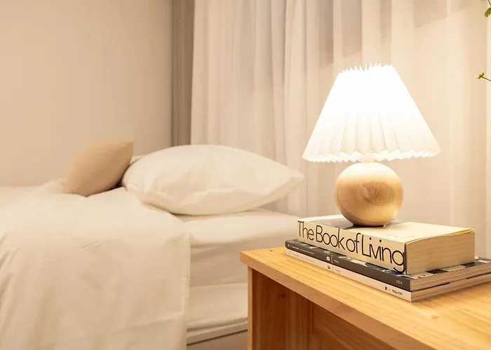 Apartment 3 Queens Hongdae,myeongdong,arex,seoul Trip,cozy *