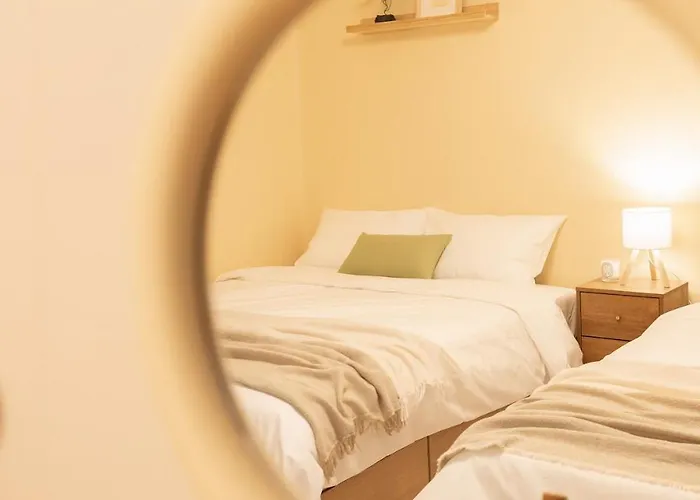 Apartment 3 Queens Hongdae,myeongdong,arex,seoul Trip,cozy Seoul